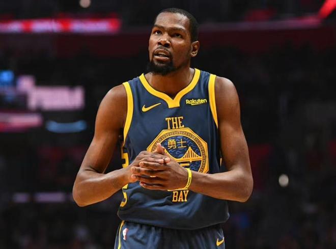 乔治仅出战 乔治仅出战