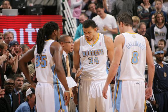 保持阵型完 保持阵型完