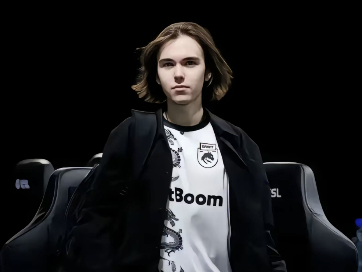 雄鹿东部格 雄鹿东部格